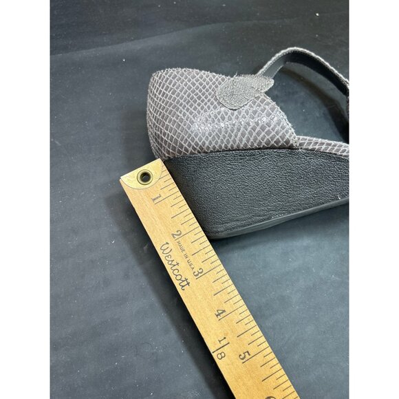 Anne Klein Sport Gray Textured Wedge Mary Jane Shoes Size 8 Pumps - Picture 7 of 10